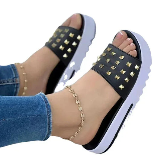 Women's Wedge And Rivet Beach Flip-Flops - DanaFashionstore