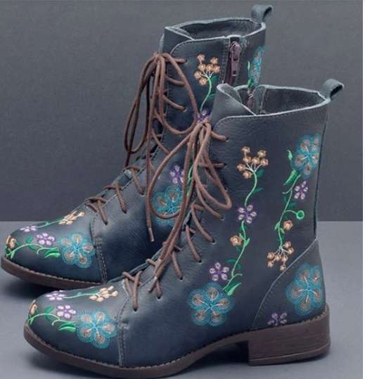 Flat heel lace up boots for autumn and winter - DanaFashionstore