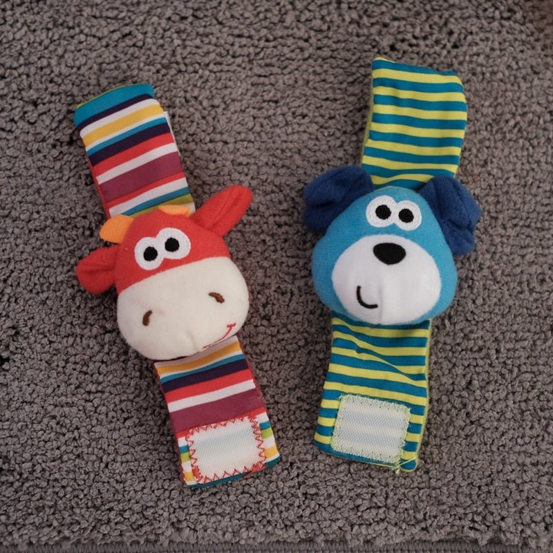 0-12 Months Soft Animal Rattle Infant Newborn Plush Sock Baby Toy Wrist Strap Baby Foot Socks $16.46 Dana Fashion style: Wrist rattle quantity: 2pcs Toys & Hobbies Overview: 1. Safe material All safe materials are used, after high temperature printing, th