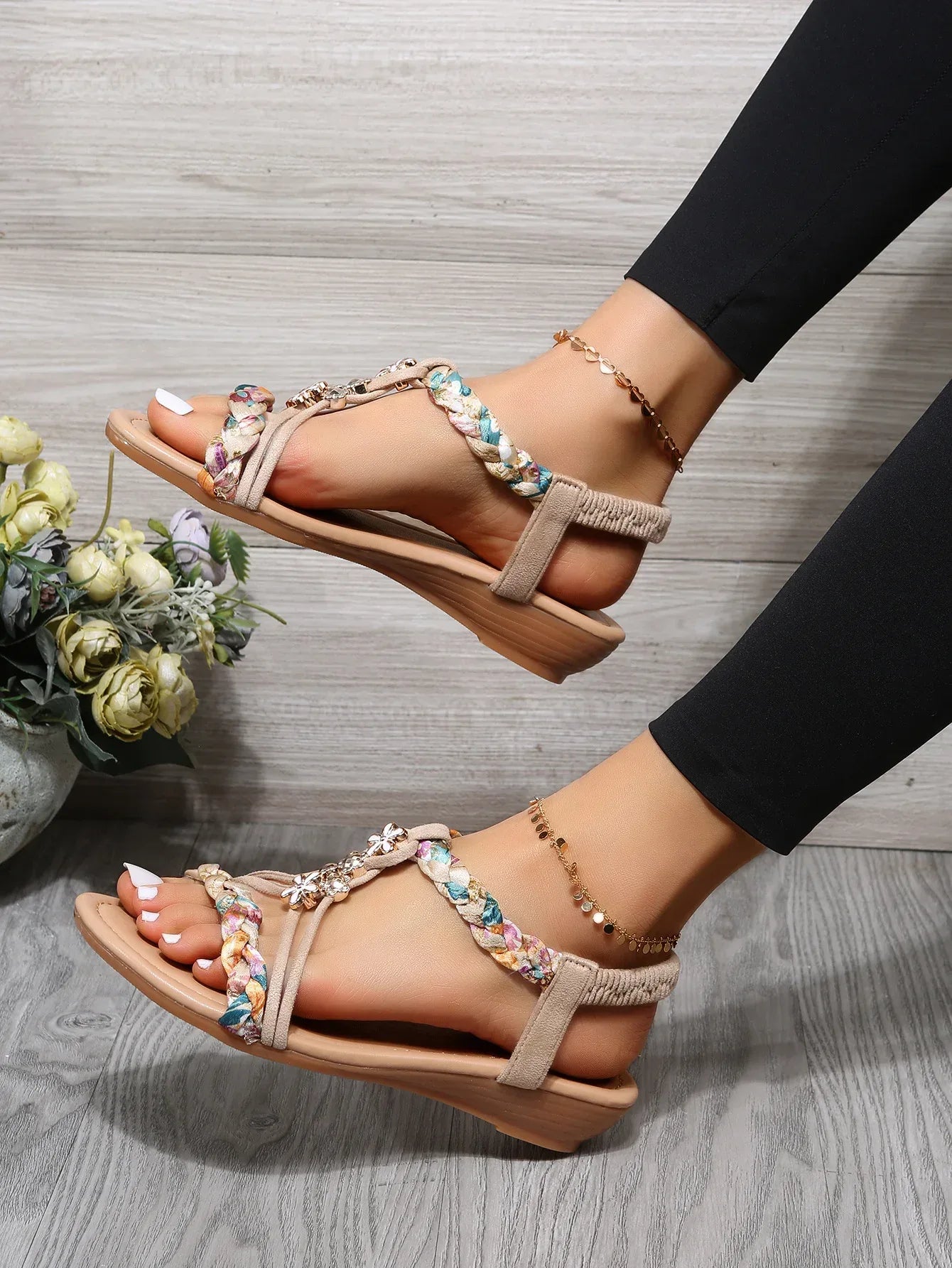 Women's Open Toe Sandals Made Of Color Block Fabric - DanaFashionstore