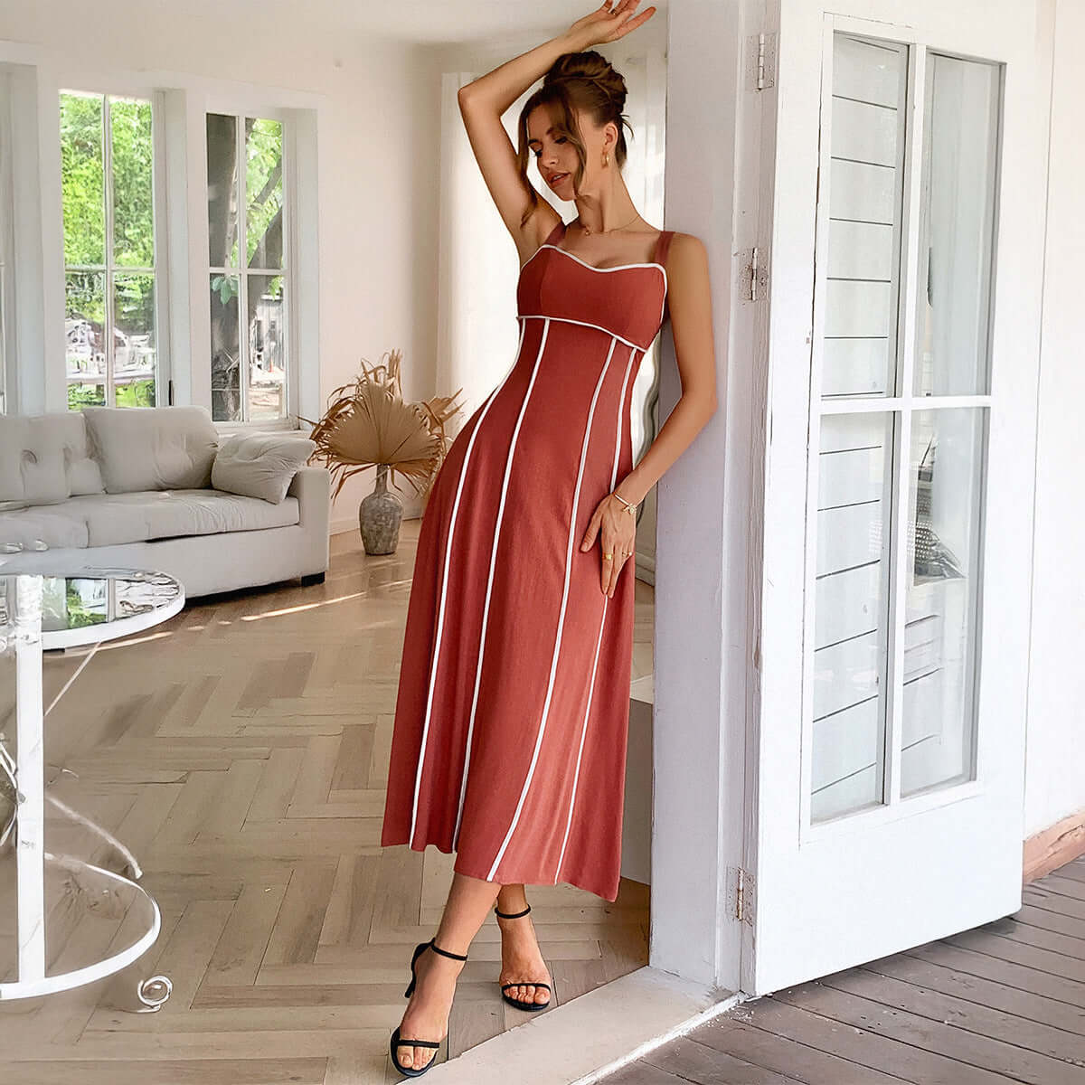 European And American Leisure Vacation Style Seaside Atmosphere Sling Dress $59.90 Dana Fashion Color: Brick Red Size: L Women's clothing Product information: Pattern: solid color Skirt type: suspender skirt Color: apricot, green, brick red, navy blue Wai