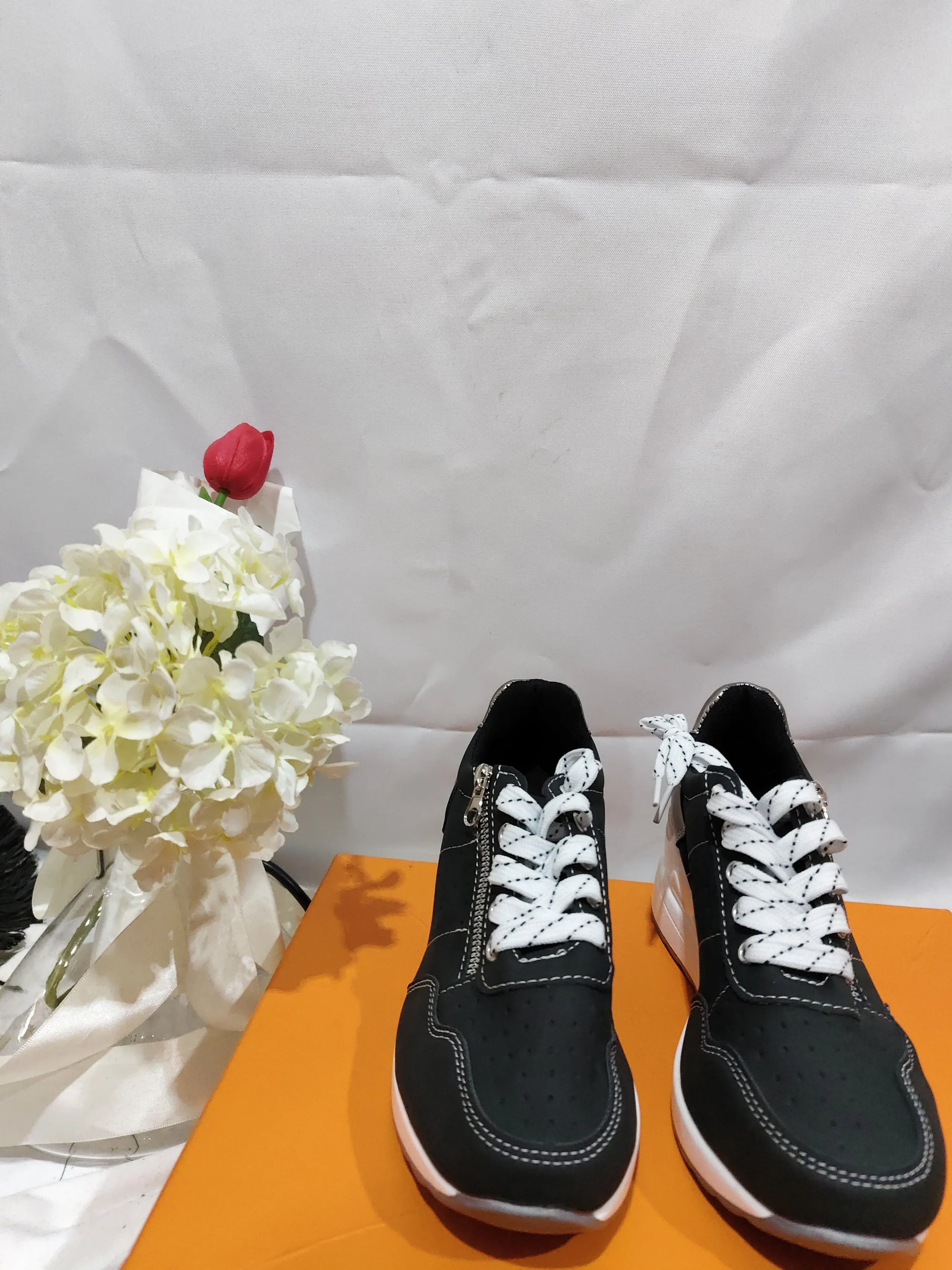 Burnt platform sneakers - DanaFashionstore