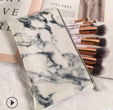 10 marble makeup brush sets, beauty tools, blush, eye shadow, face modification, 5 big 5 small explosions. $33.14 Dana Fashion Color: White2 style: Dark brush bag makeup Set of brush count: 10 Brush material: rayon Brush type: PU Handle material: plastic