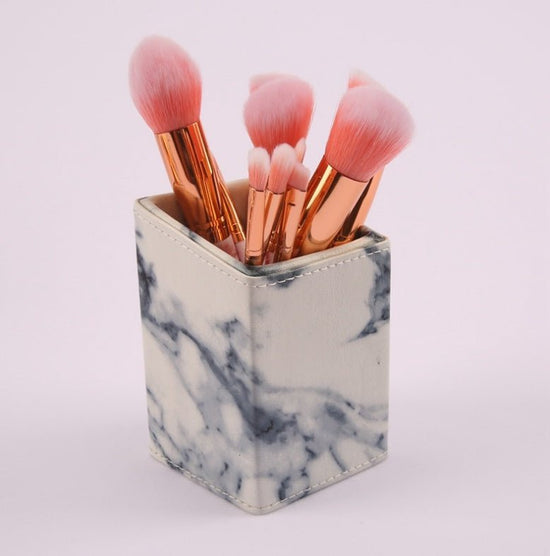 10 marble makeup brush sets, beauty tools, blush, eye shadow, face modification, 5 big 5 small explosions. $17.00 Dana Fashion Color: Pink style: Square tube makeup Set of brush count: 10 Brush material: rayon Brush type: PU Handle material: plastic Handl