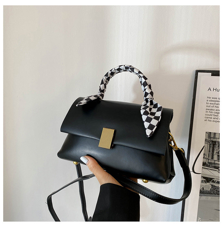Simple Elegant Commuter Shoulder Handbag - Dana Fashion