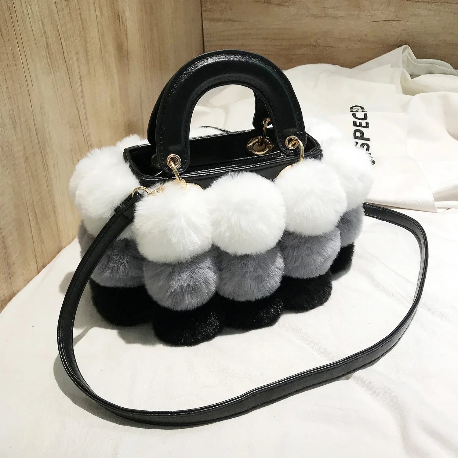 Plush Handbags Winter Plush Shoulder Bag Handbag Trend Messenger Bag - DanaFashionstore