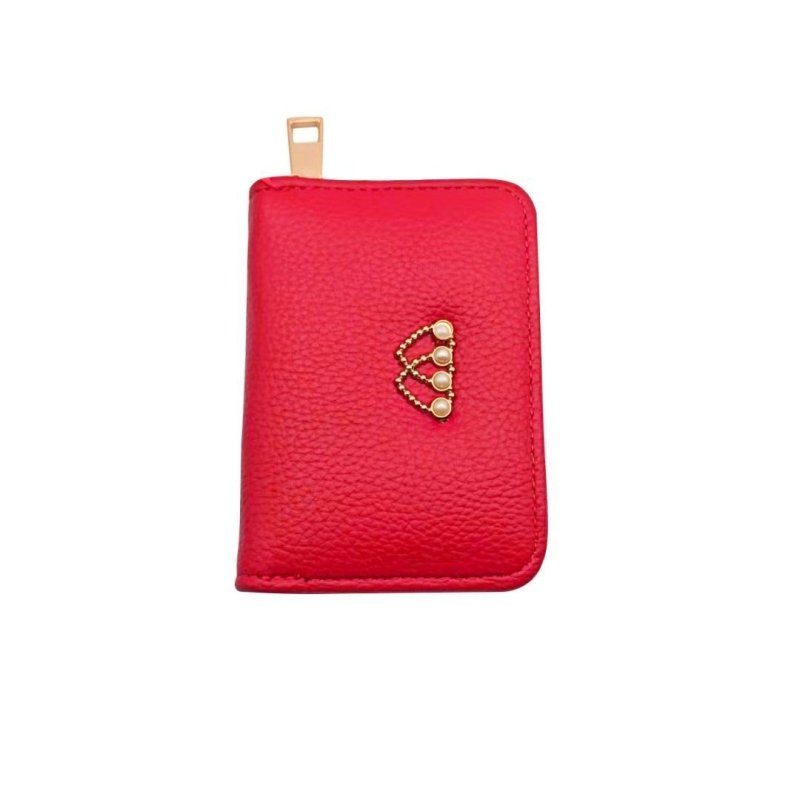 1136 Card Pack $45.00 Dana Fashion Attribute: Red Women's Bags Product name: 1136 Card Pack Size: 11*8*3cm Color: Red, Pink, Light Green, Black