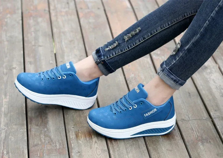 Thick bottom shake shoes women's leather casual shoes non-slip walking shoes travel shoes Korean version of the increase single shoes large size - DanaFashionstore