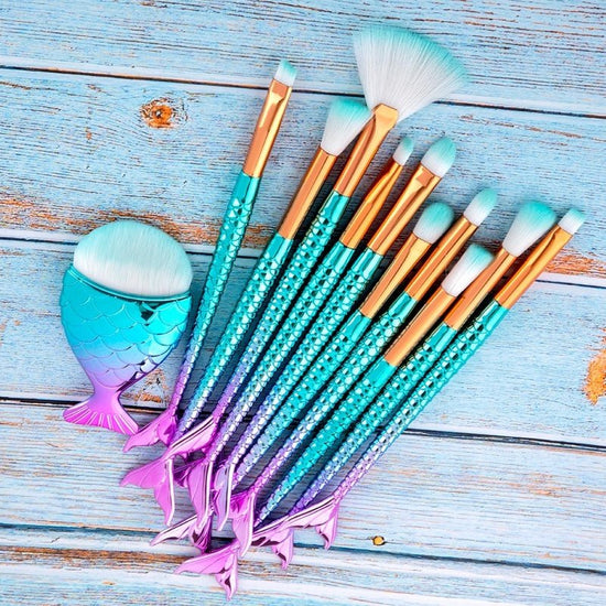 11pcs Makeup Brushes Kit Maquiagem Maquillaje New Mermaid Foundation Eyebrow Eyeliner Cosmetic Makeup Brushes $23.50 Dana Fashion default: default makeup Overview: 1. Convenient And Portable, An Important Beauty Essential For You 2. Adopts High-Quality Sy