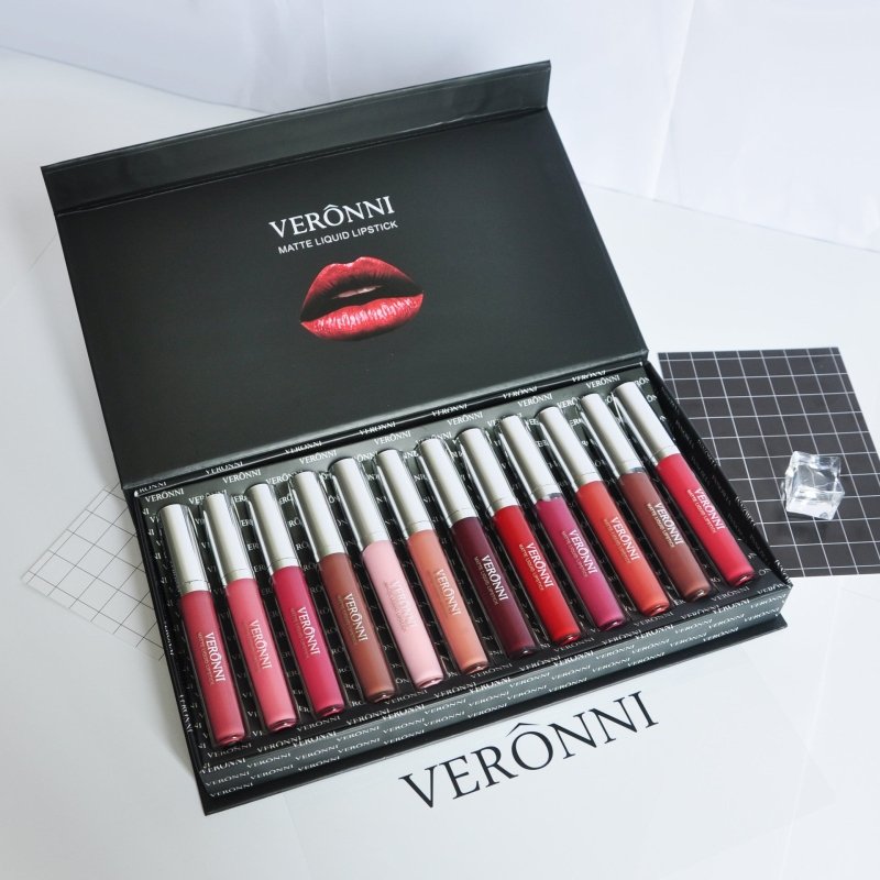 12 lipstick gift box set $89.00 Dana Fashion Color: Lipstick suit makeup Product features: simple and elegant appearance, non-stick cup, no fading, long-lasting, no makeup, colors are all popular colors
