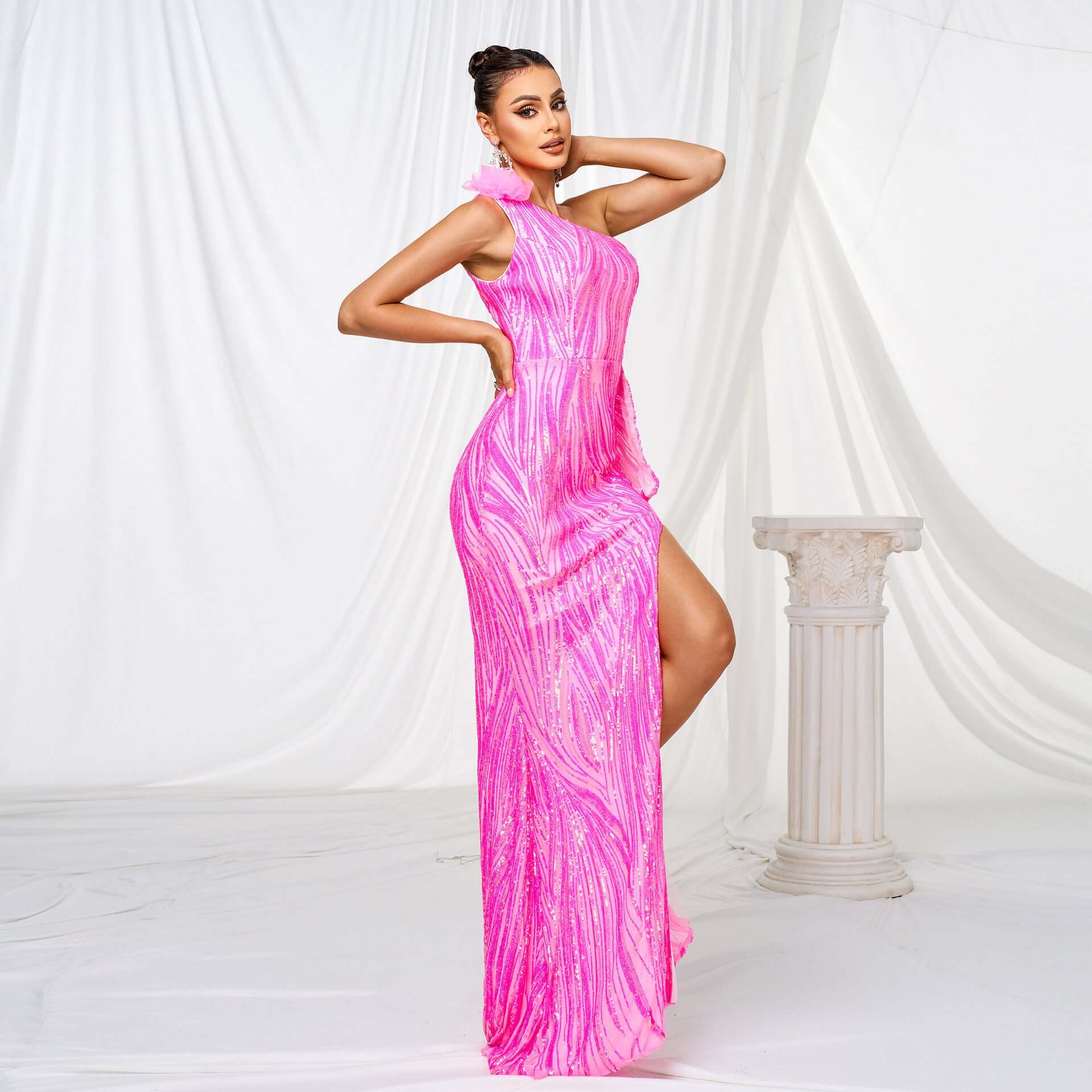One-shoulder Diagonal Collar Sequined Slit Evening Dress $131.77 Dana Fashion Color: Rose Red Size: L Women's clothing Product information: Pattern: solid color Skirt type: hip skirt Color: Rose Red Waist type: high waist Size: S,M,L,XL Style type: Elegan