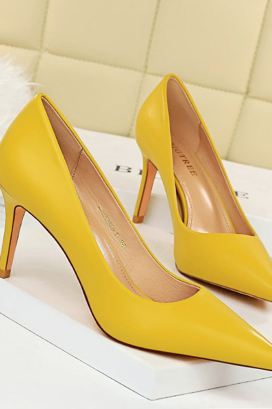 Shallow pointed high heels