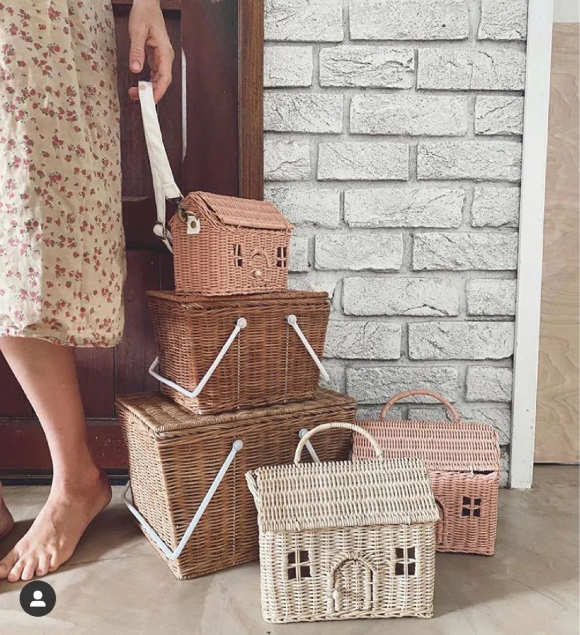 Hand-woven small house messenger bag - DanaFashionstore