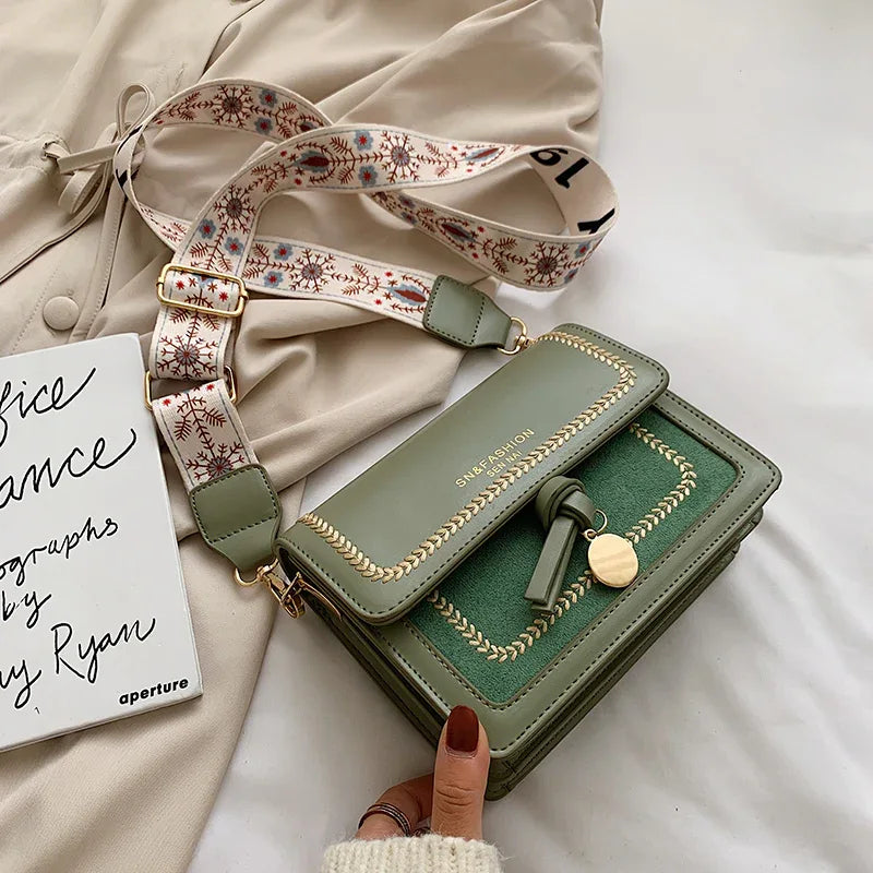 The New Fashion Hit Color Crossbody Small Square Bag - DanaFashionstore