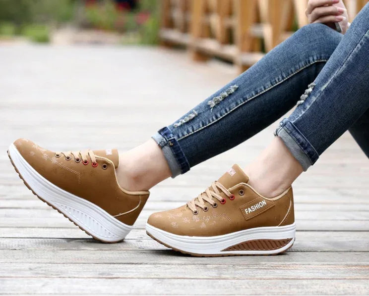 Thick bottom shake shoes women's leather casual shoes non-slip walking shoes travel shoes Korean version of the increase single shoes large size - DanaFashionstore