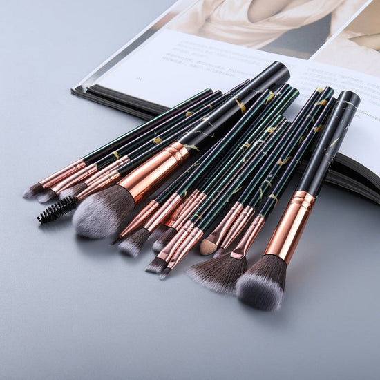 15 Marbled Design Makeup Brushes Set $17.17 Dana Fashion Color: Black quantity: Q10pcs makeup Overview: 1. This set includes3 unique brushes to help create an array of different looks. 2. Different shapes and sizes of the bristles allow you to create a va