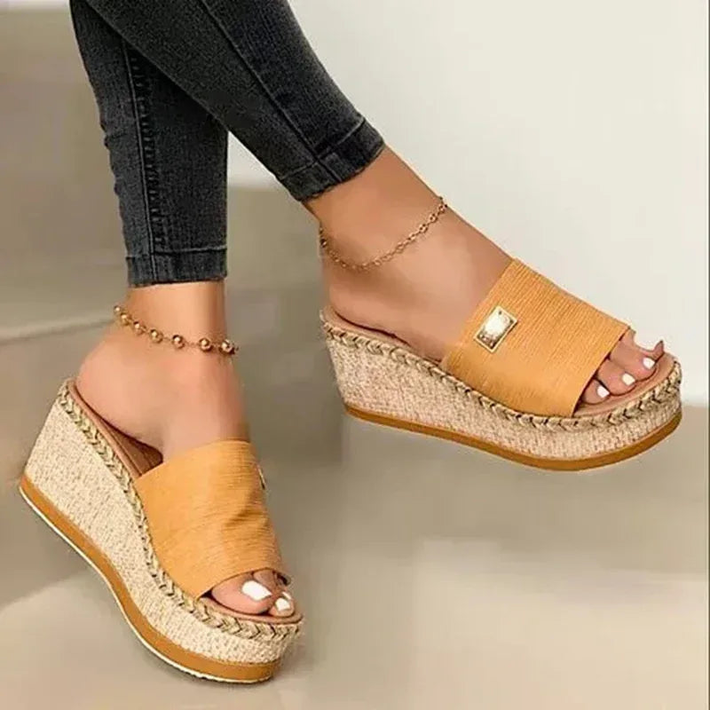 Oversized Slippers Muffin Thick Soled Women's Sandals - DanaFashionstore