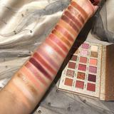 18 color eye shadow lipstick makeup set $59.48 Dana Fashion Color: 18 colors makeup Type:Eye Shadow Finish:Satin,Glitter,Metallic,Radiant,Shimmer,Luminous,Natural,Matte
