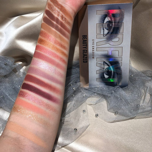 18 color eyeshadow multicolor desert rose eyeshadow tray $57.19 Dana Fashion Color: Color makeup Skin Type: General Efficacy: modification