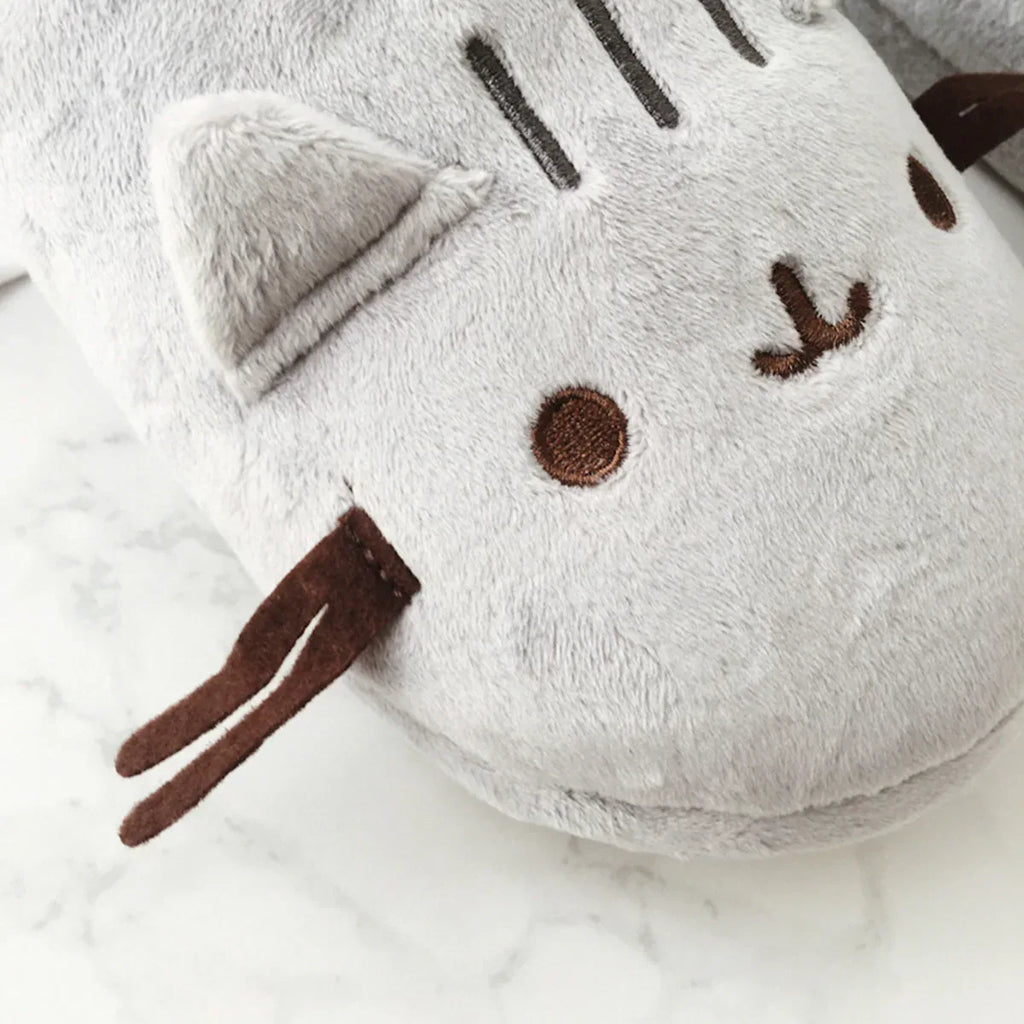 Cat plush slippers - DanaFashionstore