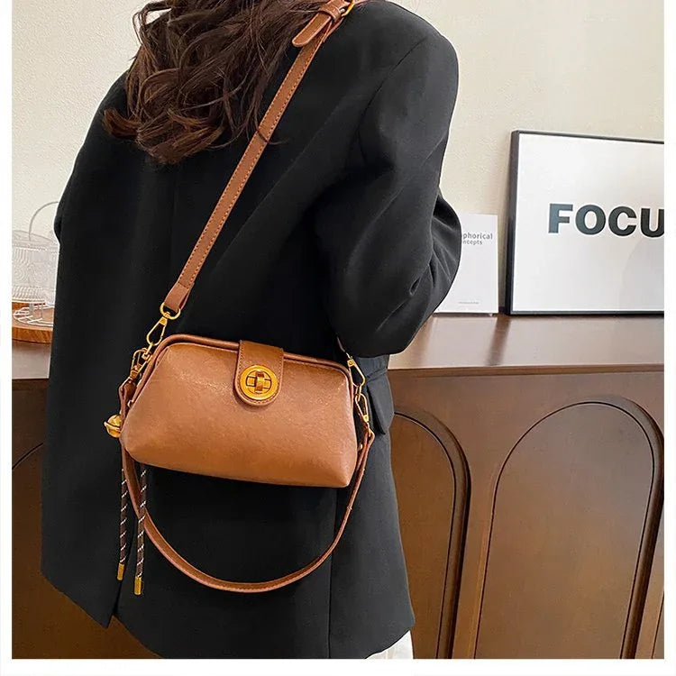 High Sense Niche Female Autumn And Winter New Retro Frosted Crossbody Bag - DanaFashionstore