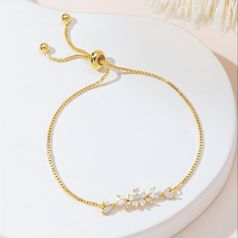 1pcs Fashionable Zircon Bracelet Silver Flower Leaf Drawstring Design Chain Inlaid Gold-plated Bracelet Suitable For Women's Daily Holiday Wear $23.21 Dana Fashion Color: Gold Women's Accessories Overview: Simple and fashionable silver and gold chains lig