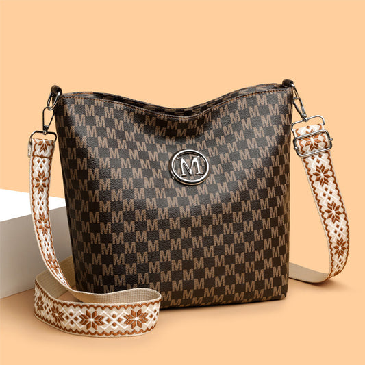 Soft Leather Retro Simple All-match Fashion Shoulder Bag - Dana Fashion