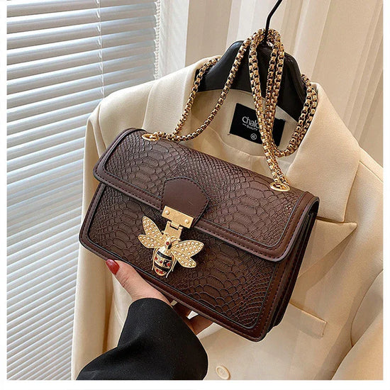 Fashionable Stylish Chain Shoulder Trendy Retro Messenger Bag - DanaFashionstore
