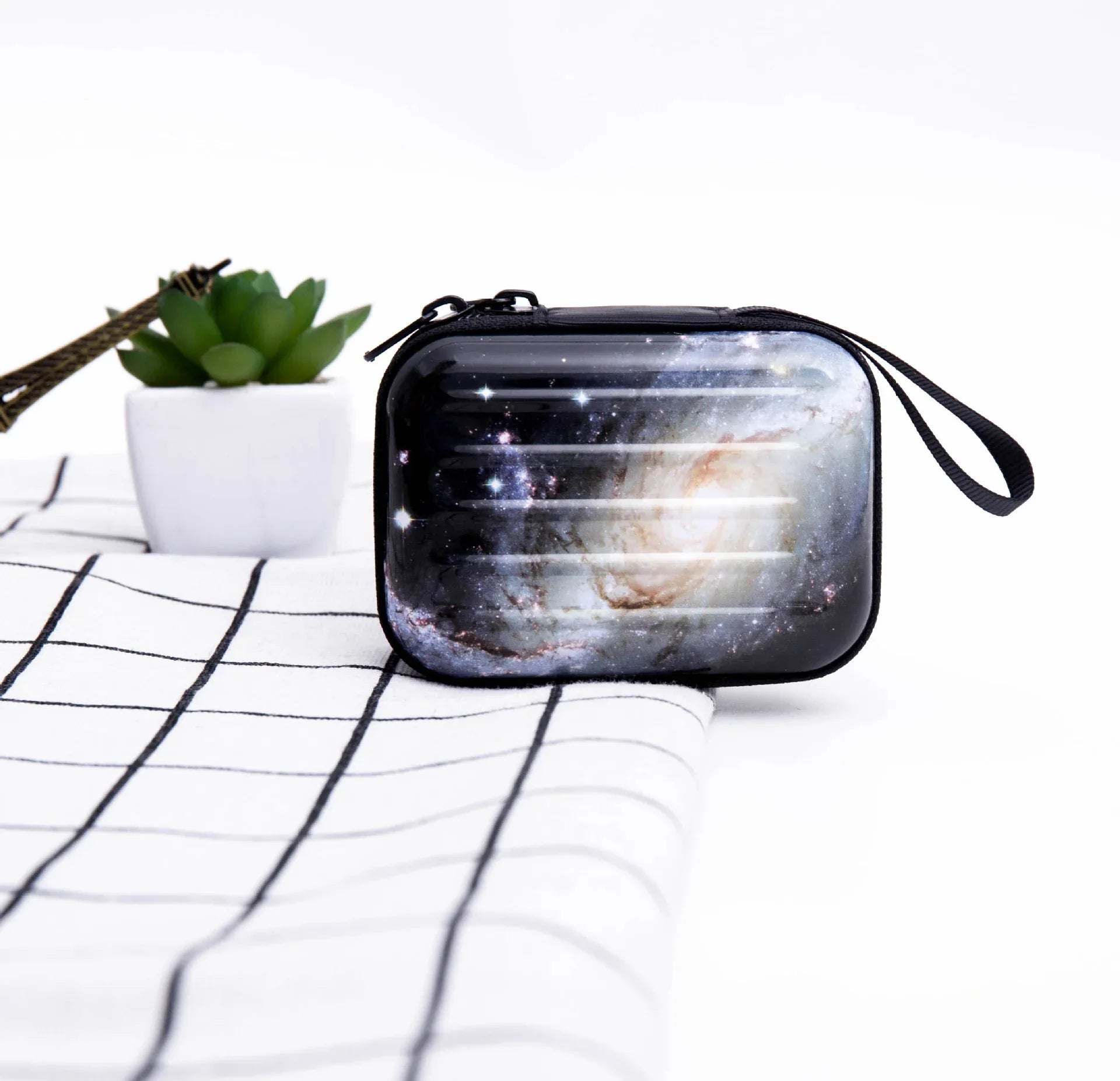 Tinplate coin purse - DanaFashionstore