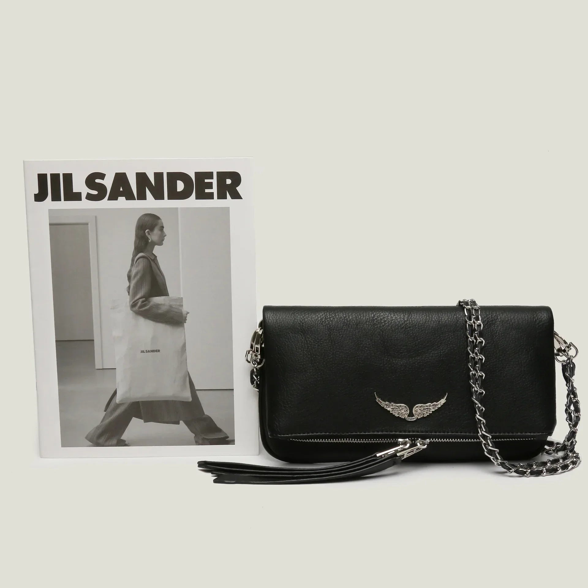 Dustproof Bag Large Capacity Fashion Chain Portable Shoulder Bag - DanaFashionstore