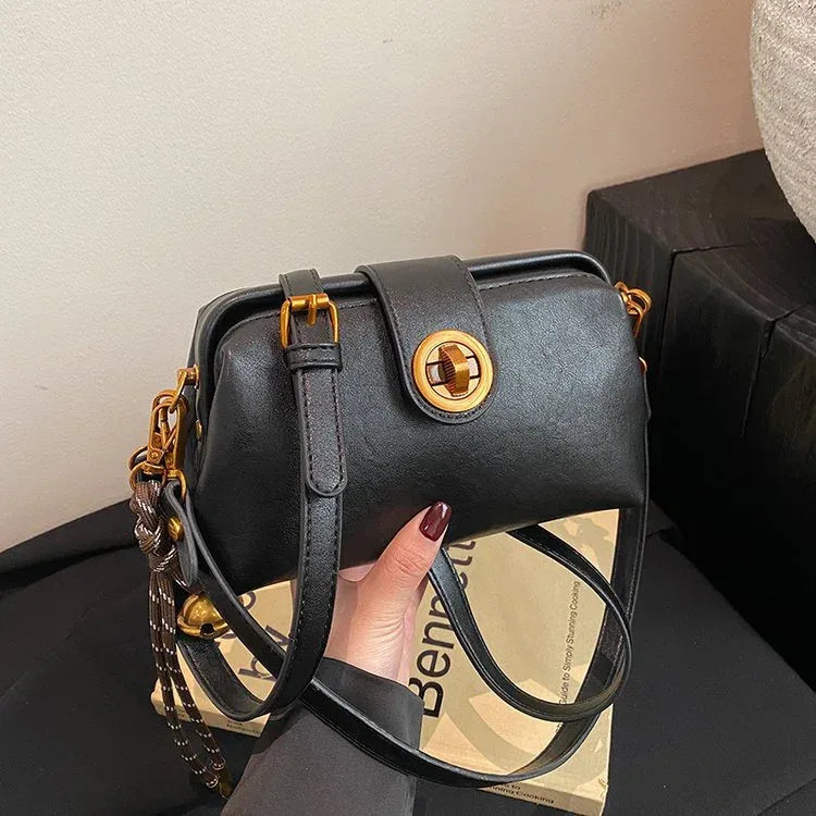 High Sense Niche Female Autumn And Winter New Retro Frosted Crossbody Bag - DanaFashionstore