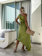 Ins Pleated One-shoulder Dress With Big Rose Flower Fashionable Sexy Evening Party Club Asymmetrical Dress - DanaFashionstore