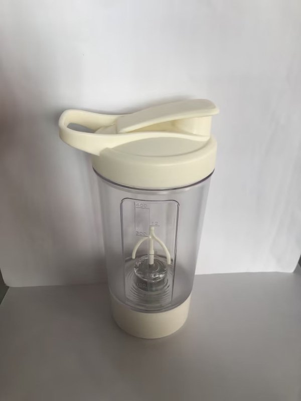 400ML 14oz Electric Protein Powder Mixing Cup Automatic Shaker Mixer Shake Bottle Milk Coffee Blender Kettle Fro Gym 1200mAh $26.79 Dana Fashion Color: Shake Cup Dana's Kitchen Overview: Revolutionary Mixing: Achieve perfect mixes with our Electric Shaker