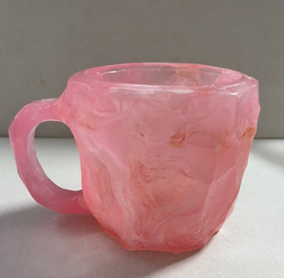 400ml Resin Mineral Crystal Coffee Mugs With Handles Elegant Fake Mineral Crystal Cup For Workplace Home Decor Christmas Gift Kitchen Gadgets $17.50 Dana Fashion Color: Pink Size: 10cm High style: No inner liner Dana's Kitchen Overview: 1. Great Clarity: