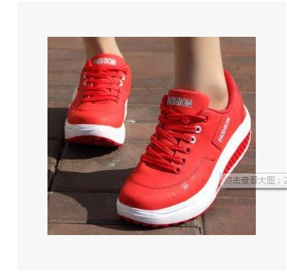 Thick bottom shake shoes women's leather casual shoes non-slip walking shoes travel shoes Korean version of the increase single shoes large size