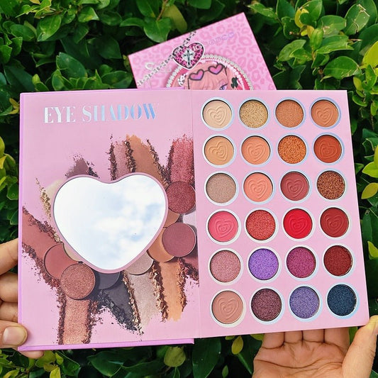 43 Color Eyeshadow Tray Pearl Matte Glitter $40.75 Dana Fashion Color: Pink makeup Product Details: Color: Pink Texture: pearlescent, matte Product name: 43 color eyeshadow tray Size: 18.5cm*13cm*2.7cm Package contents: Eyeshadow Palette X1