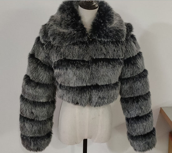 Women's Fur Coat Fox Fur Stitching Short Lapel Long Sleeve Coat Dana Fashion
