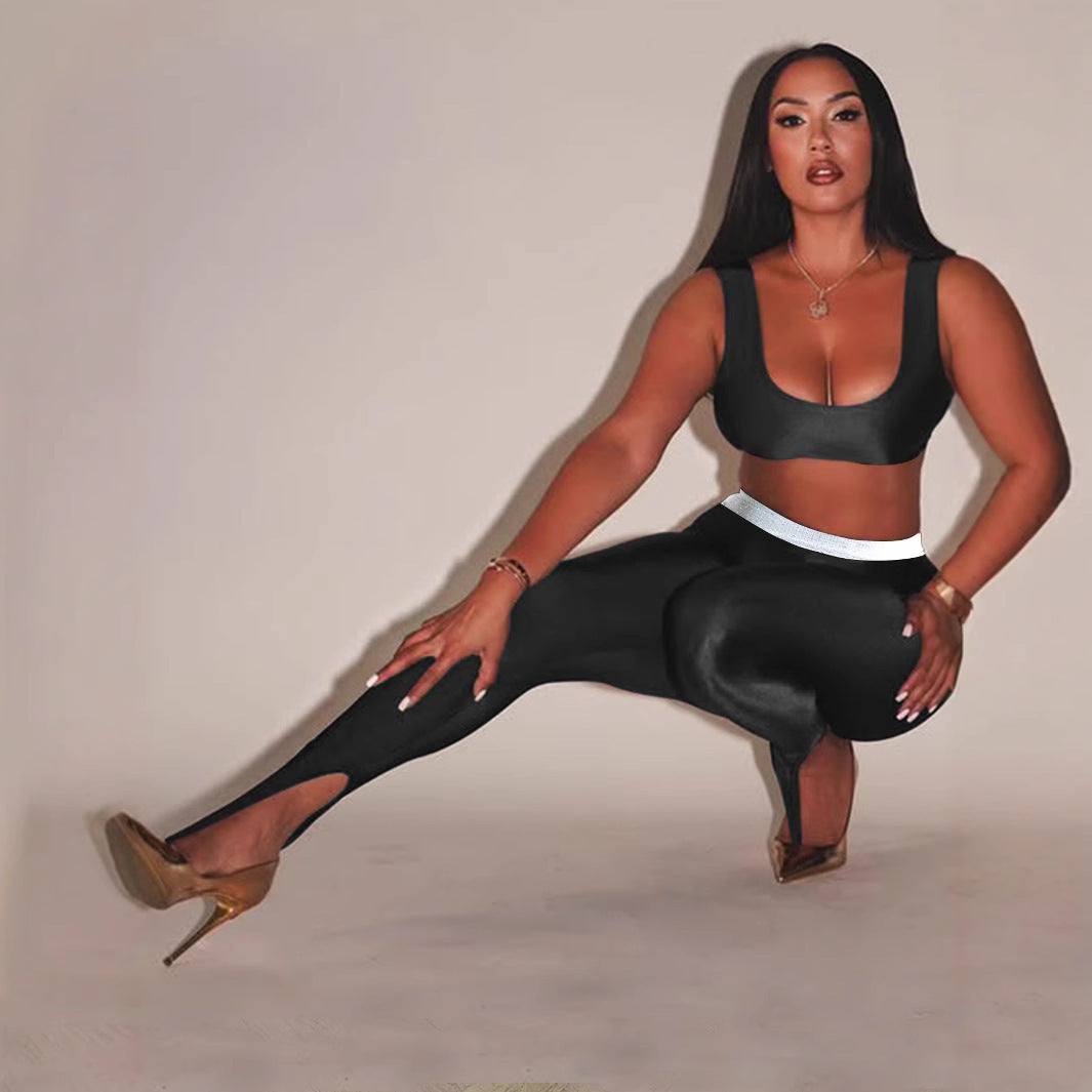 Front Step Shiny Leggings - Dana Fashion