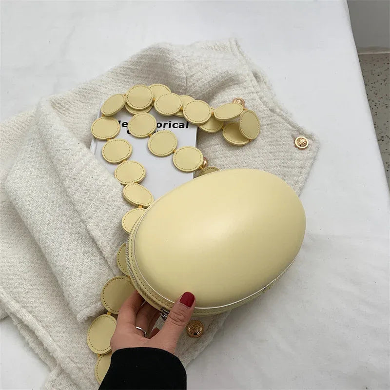 Versatile Messenger Bag High-end Niche Fashion Single Shoulder Beanie - DanaFashionstore