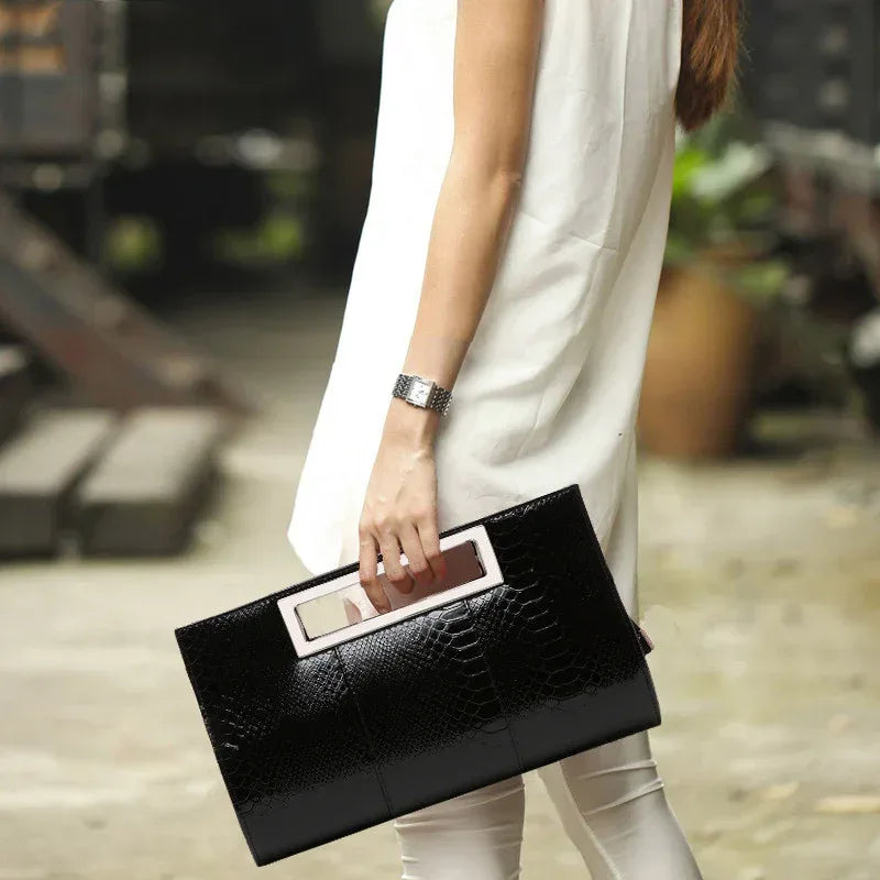 Women's Clutch Large Capacity Portable - DanaFashionstore