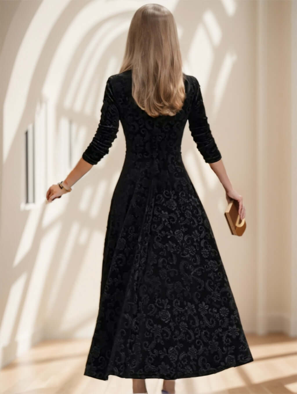 Floral Paisley Pattern Velvet Dress $39.31 Dana Fashion Color: Black Size: 2XL Women's clothing Product information: Sleeve Length: Sleeve Fit Type: Slim Fit Length: Mini Material: Woven Fabric Composition: 100% Polyester Packing list: Dress*1 Size inform