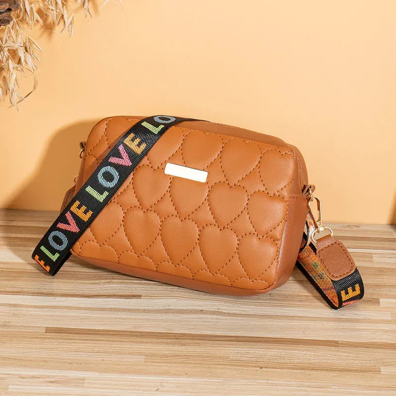 All-matching Casual Heart-shaped Embroidered Bag - DanaFashionstore