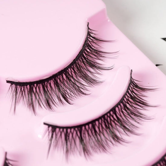 5 Pairs Manga Lashes New Arrival Anime Cosplay Natural Wispy Korean Makeup Artificial False Eyelashes $10.78 Dana Fashion quantity: 5pairs of007 makeup Overview: Popular cartoon barbie beauty~~ You don't even have to stick fairy hair on it! Too beautiful!