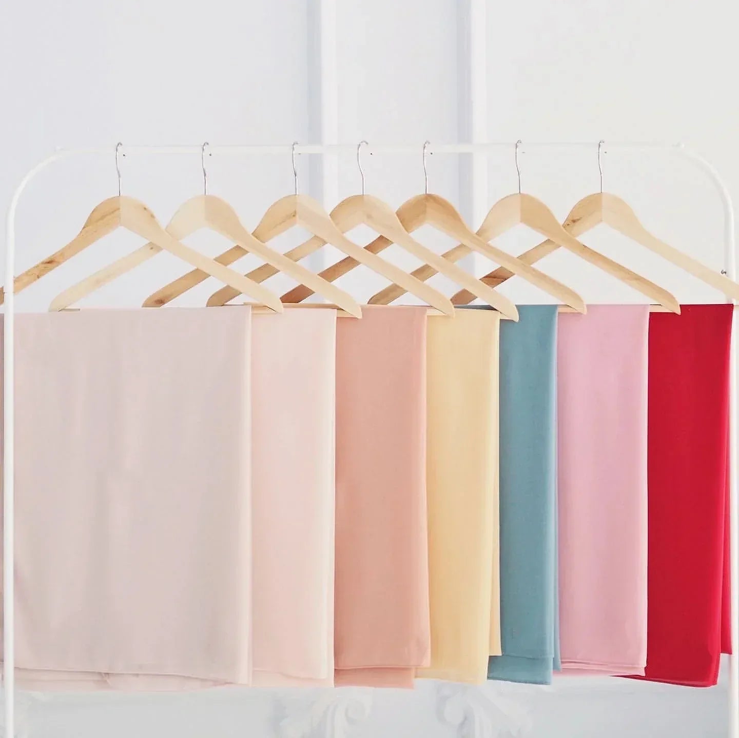 Women's Hijab Solid Pearl Chiffon Scarf - DanaFashionstore