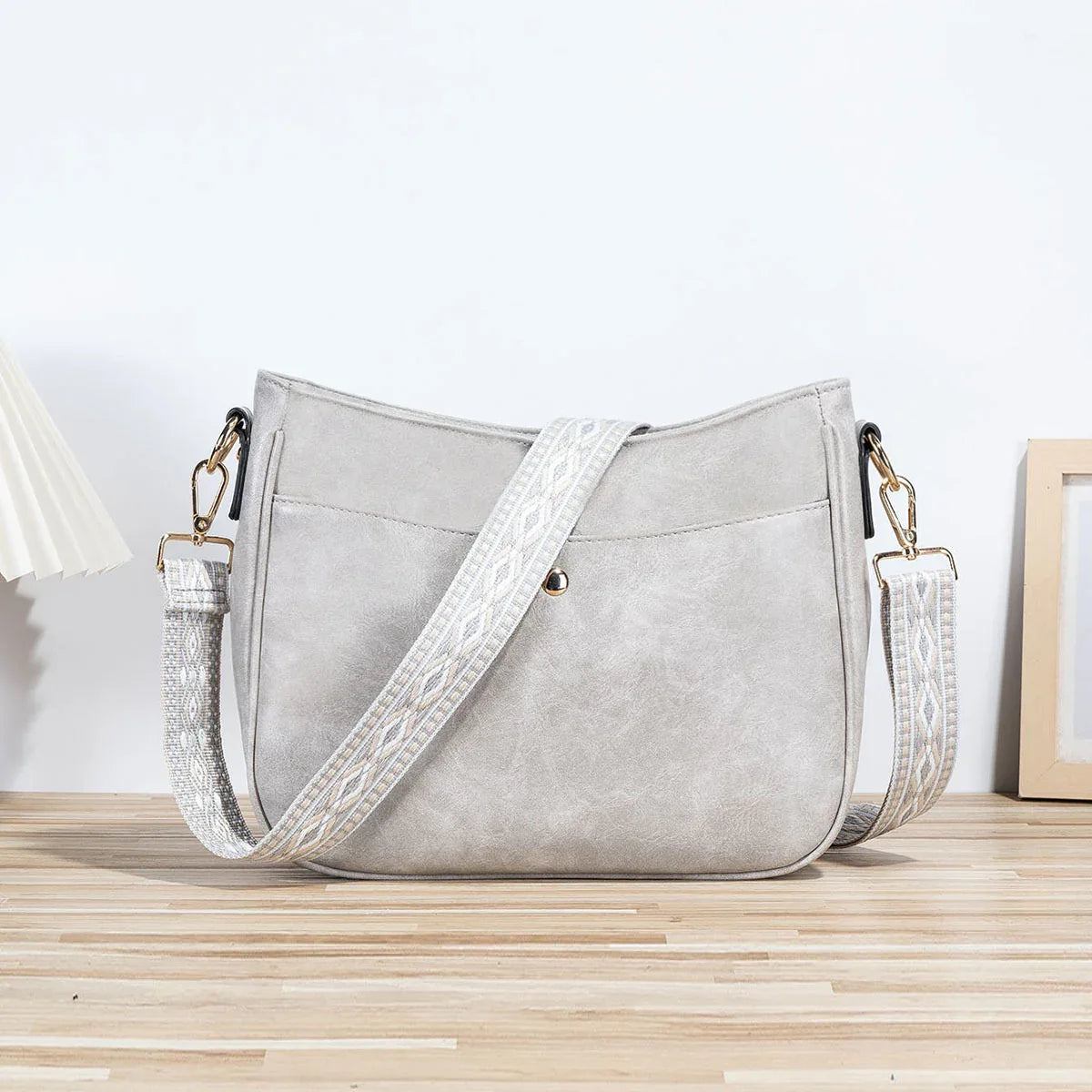 Crossbody Shoulder Bag Simple Fashion Women - DanaFashionstore