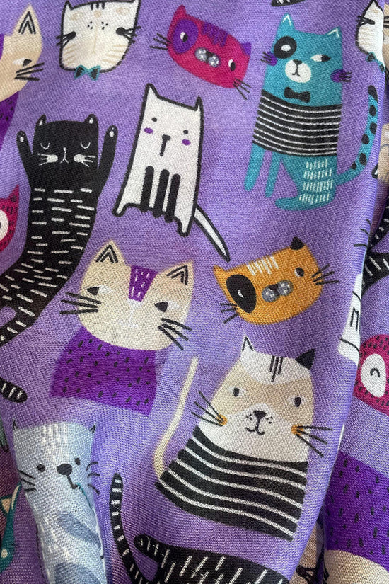 Cute Female Cat Picture Cotton And Linen Scarf