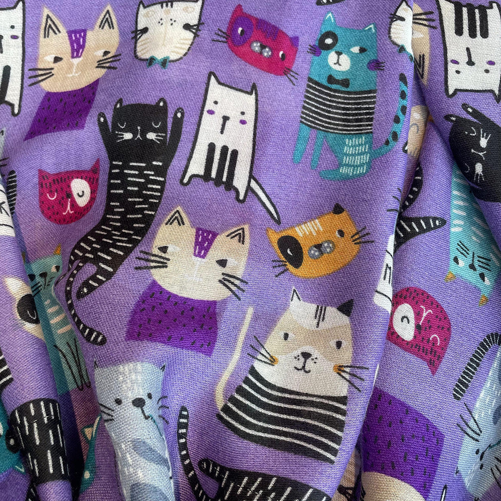 Cute Female Cat Picture Cotton And Linen Scarf