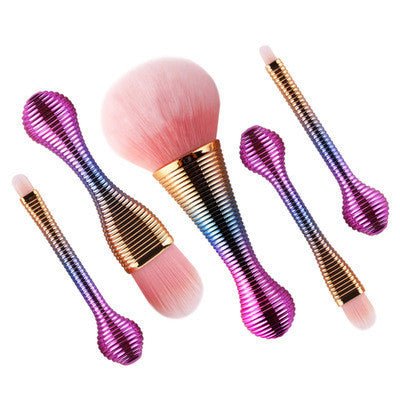 5pcs makeup brushes $22.26 Dana Fashion Appearance Color: Color makeup Product Category: Makeup Brush Set of brush count: 5pcs Brush material: nylon Handle material: plastic