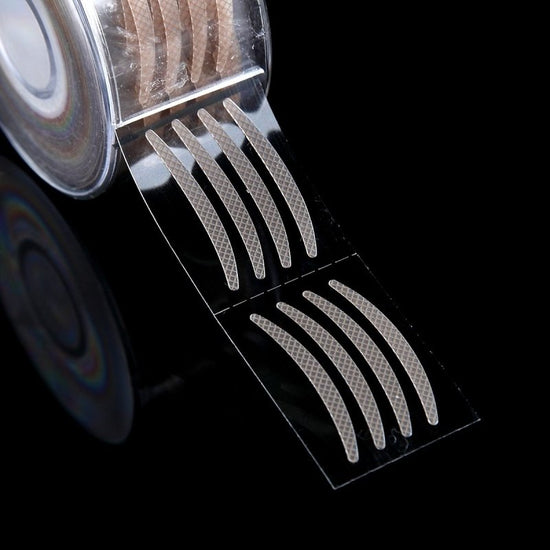 600pcs Makeup Clear Beige Stripe Big Eyes Decoration Invisible Strong Adhesive Double Fold Eyelid Sticker Eyes Cosmetic Tool $19.00 Dana Fashion Color: Brown style: Crude makeup Specification: Size: app 4.5cm for DIA, 2.5cm for the width of the package Qu