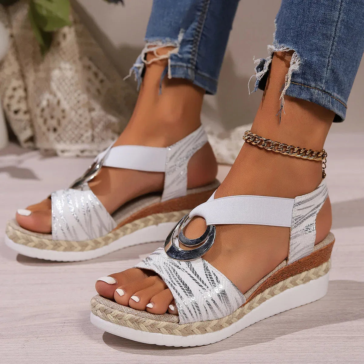 Plus Size Women's Metal Buckle Decorative Hemp Rope Sandals - DanaFashionstore